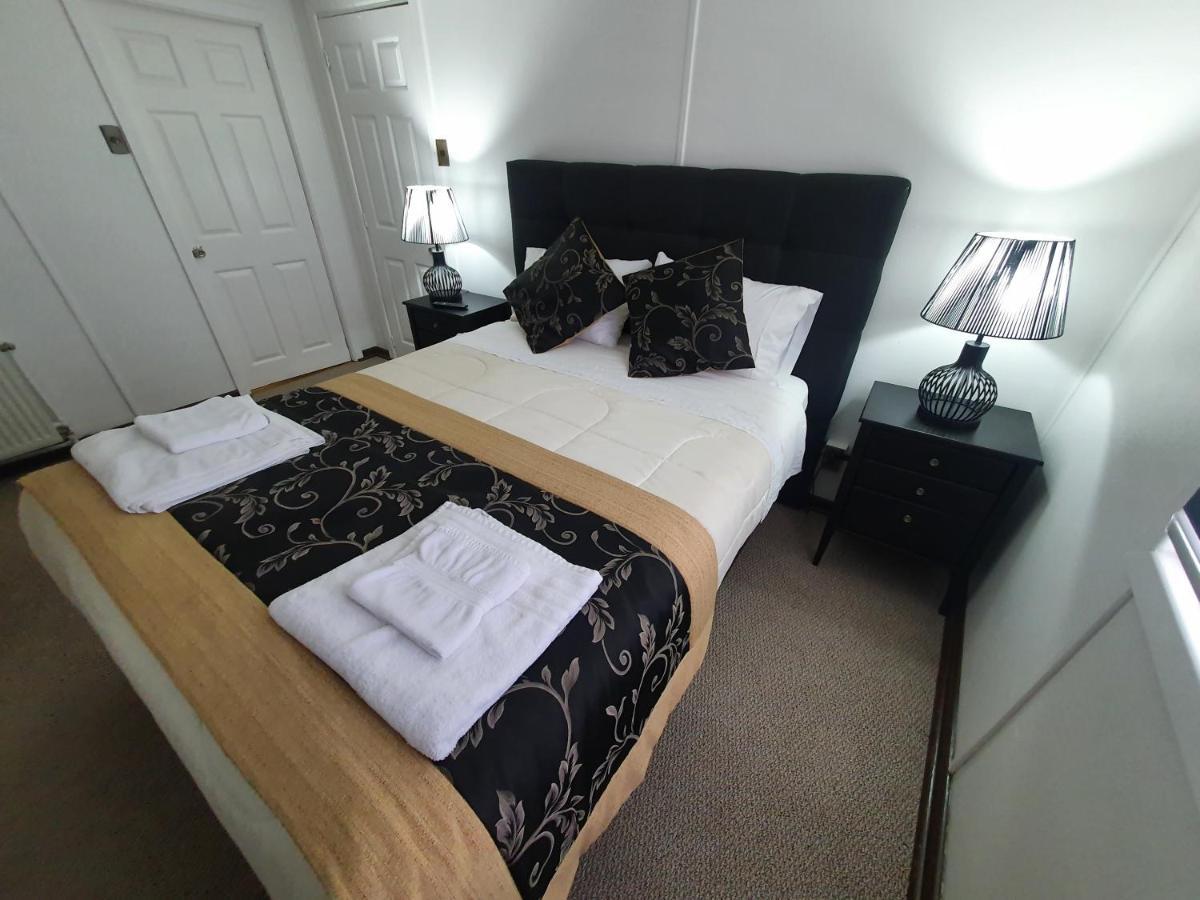 Hotel Forjadores Del Cabo De Hornos Puerto Williams Eksteriør bilde