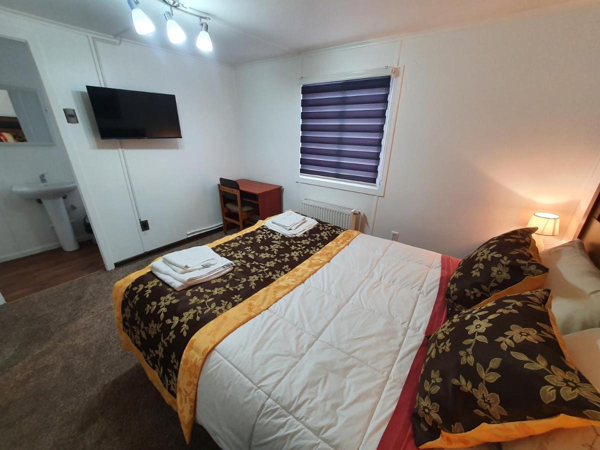 Hotel Forjadores Del Cabo De Hornos Puerto Williams Eksteriør bilde