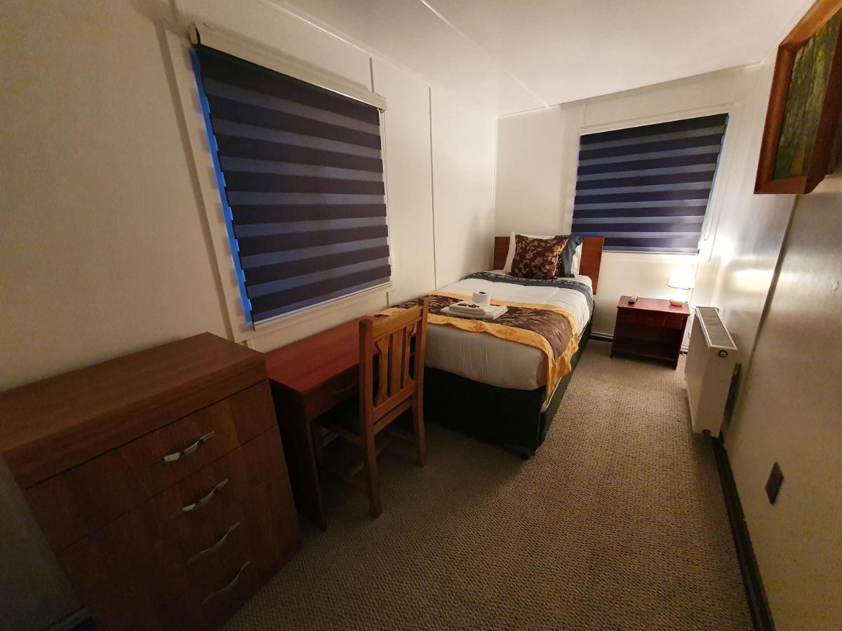 Hotel Forjadores Del Cabo De Hornos Puerto Williams Eksteriør bilde
