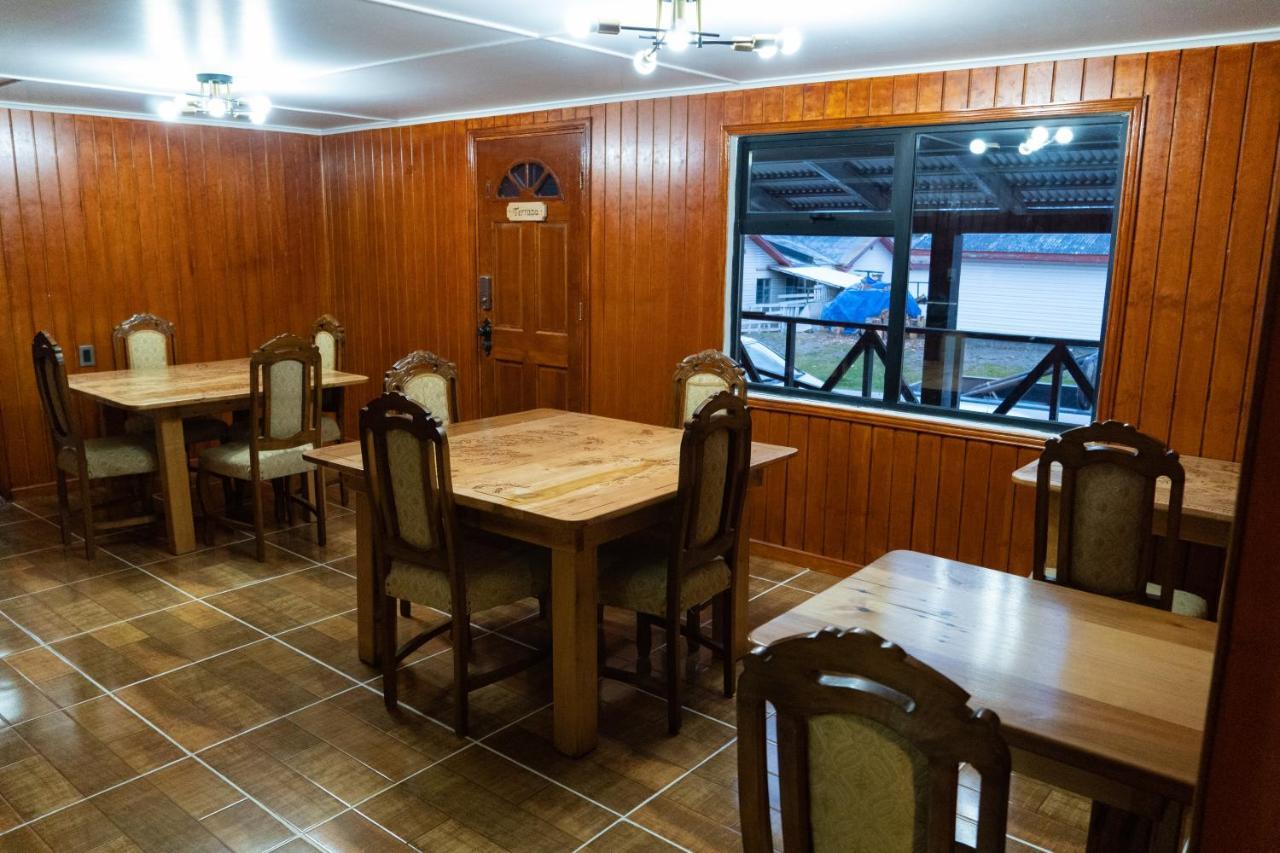 Hotel Forjadores Del Cabo De Hornos Puerto Williams Eksteriør bilde