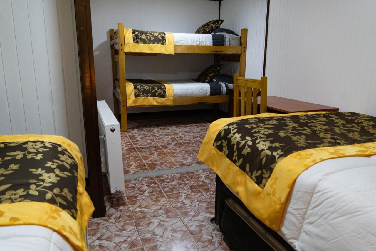 Hotel Forjadores Del Cabo De Hornos Puerto Williams Eksteriør bilde