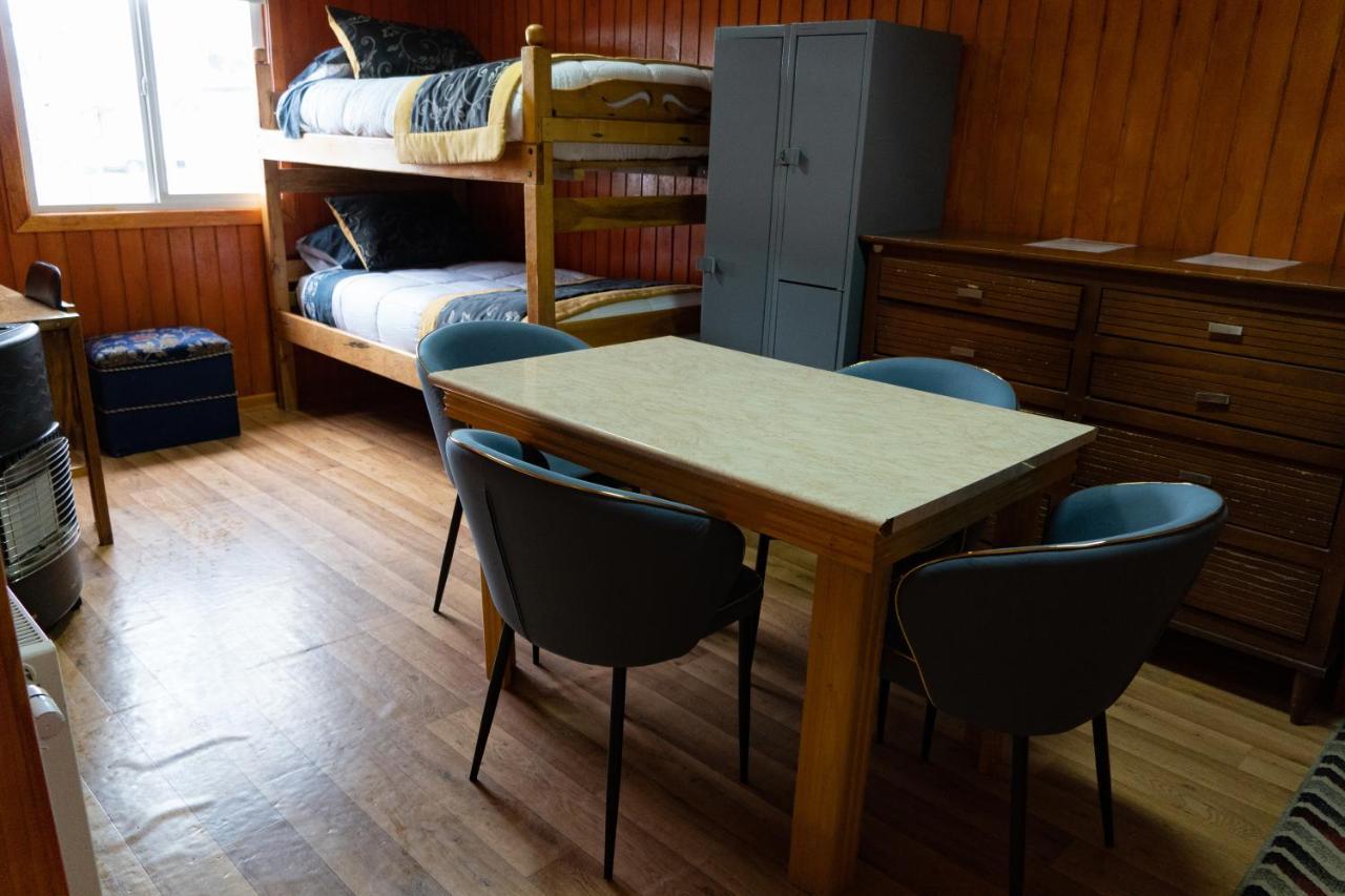Hotel Forjadores Del Cabo De Hornos Puerto Williams Eksteriør bilde