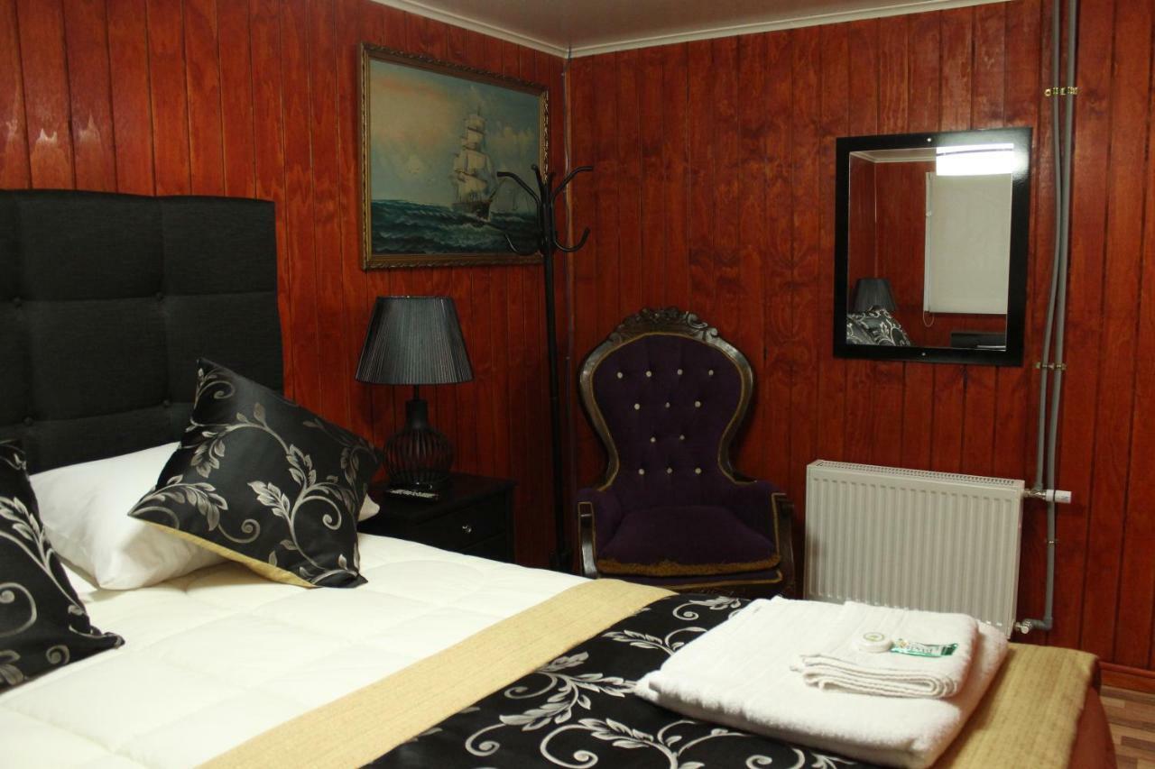 Hotel Forjadores Del Cabo De Hornos Puerto Williams Eksteriør bilde